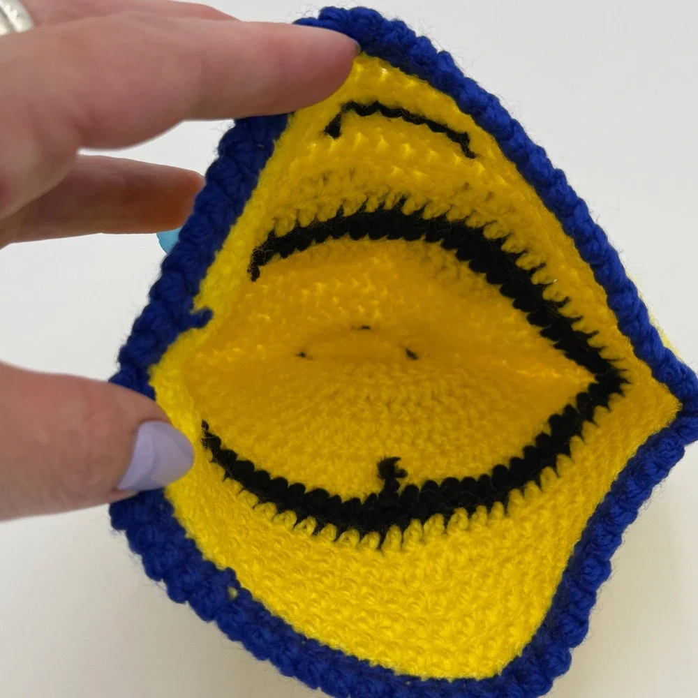 Handmade‎ Crochet Baby Minion Beanie Hat and Booties Set Yellow Blue 0-3 Months